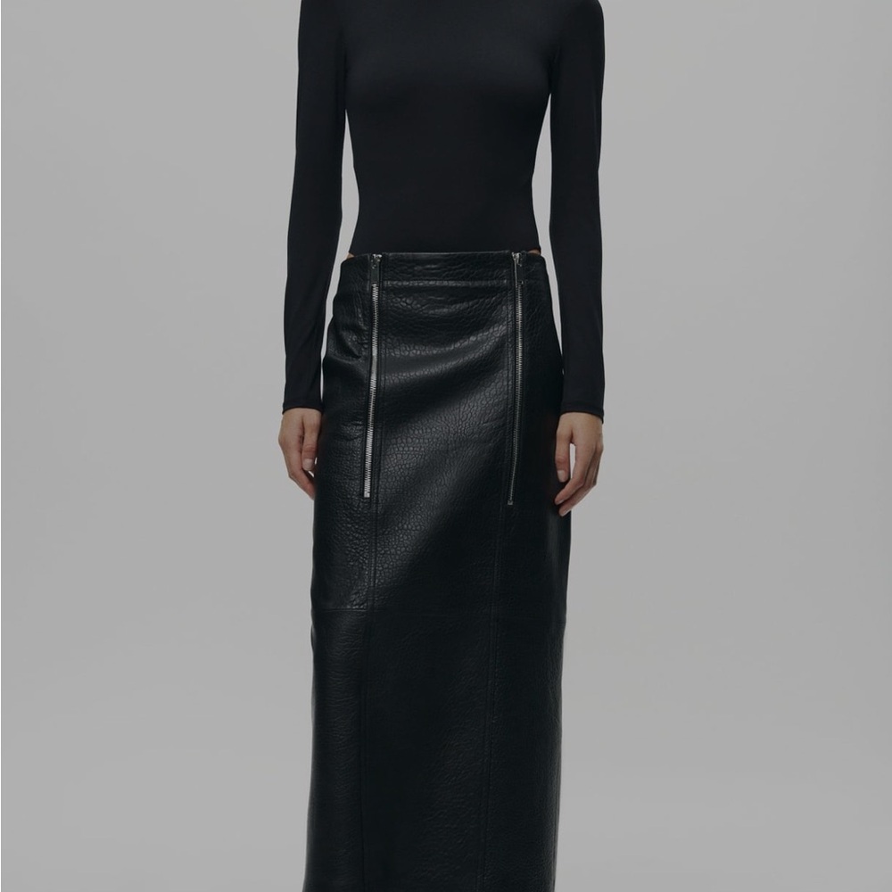 Elegant Black Maxi Leather Skirt